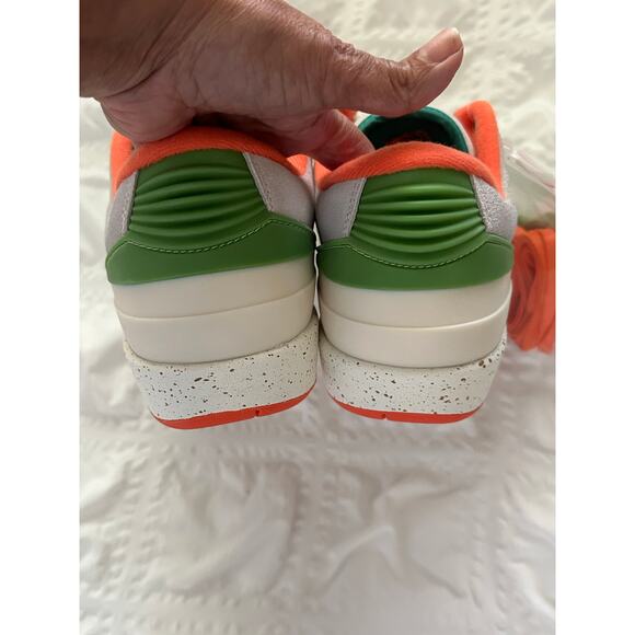 Air Jordan Titan 2 Women's Retro Low Sail/Safety Orange/Chlorophyll size 9.5 New - Picture 11 of 17